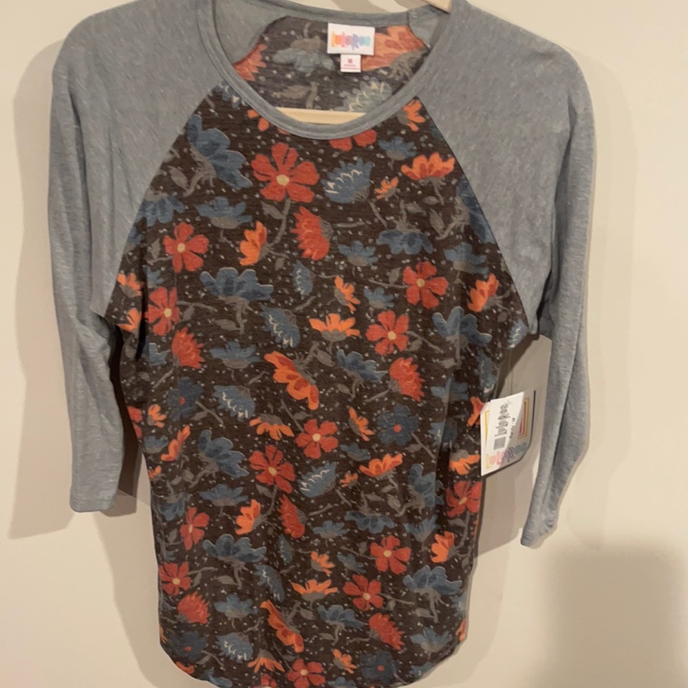 Lularoe Randy baseball t top size medium